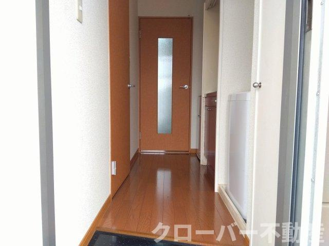 レオパレスシャルム瀬戸の玄関