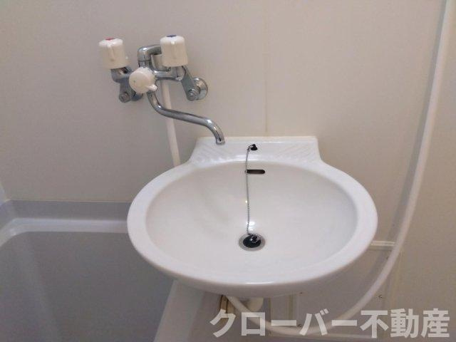 レオパレスシャルム瀬戸の洗面所