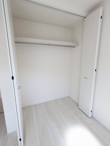 日立市滑川本町3期の収納|各居室に収納スペースがあり、お部屋をすっきりとお使いいただけます♪