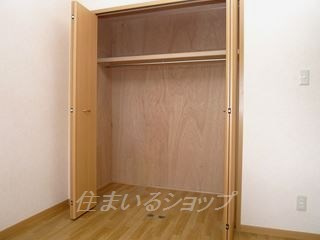 グランドハイツ深川の収納|クローゼット