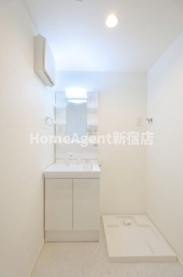 【その他】 | カインドネス西葛西 | 同仕様写真
インターネット無料♪独立洗面台付♪