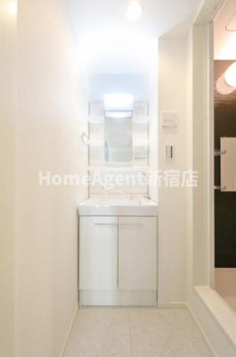 【独立洗面台】 | カインドネス西葛西 | 同仕様写真同仕様写真
インターネット無料♪独立洗面台付♪