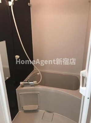 【浴室】 | カインドネス西葛西 | 同仕様写真
インターネット無料♪独立洗面台付♪