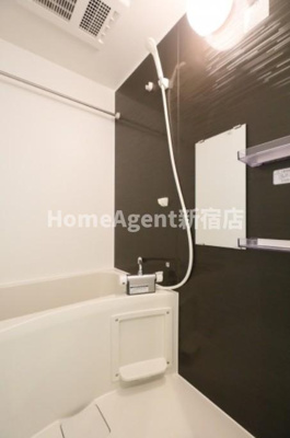 【浴室】 | カインドネス西葛西 | 同仕様写真
インターネット無料♪独立洗面台付♪