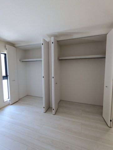 日立市滑川本町3期の収納|各居室に収納スペースがあり、お部屋をすっきりとお使いいただけます♪