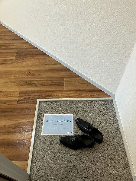 友愛ハイツの玄関
