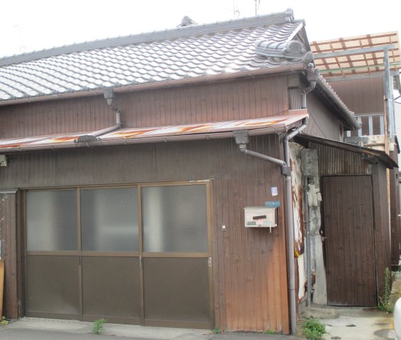 島中大庄店舗・倉庫の外観