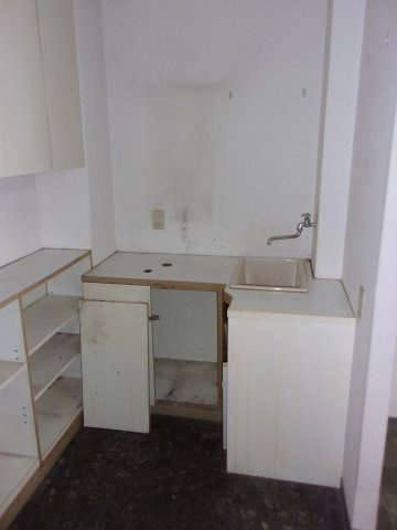 滝の茶屋駅前店舗・事務所