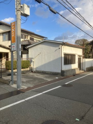 明石市鳥羽貸事務所の駐車場