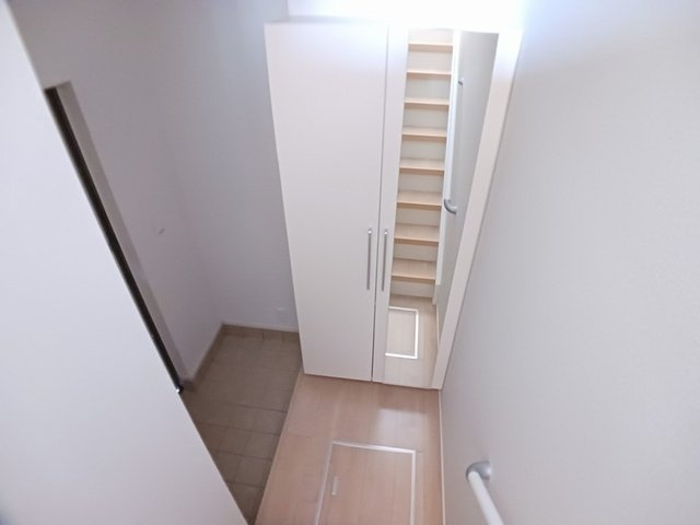 アポロン　Ａの玄関|ゆったりとした玄関です