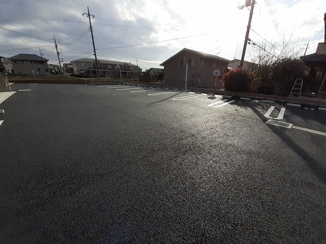 フェニックスＢの駐車場|駐車場に車を止められます