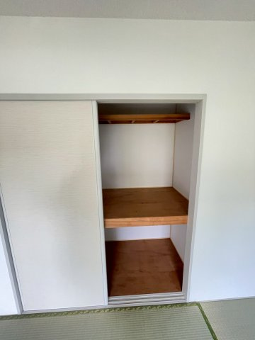 久留米市宮ノ陣６丁目のアパートの収納