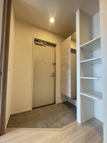 サニーフラット松江の玄関