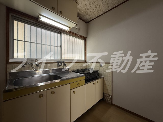 中石切5丁目貸家のキッチン|使いやすいキッチンです