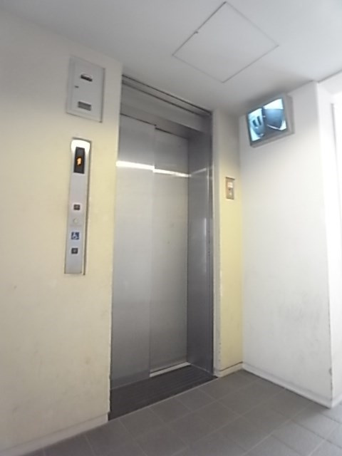 パルテール灘のロビー
