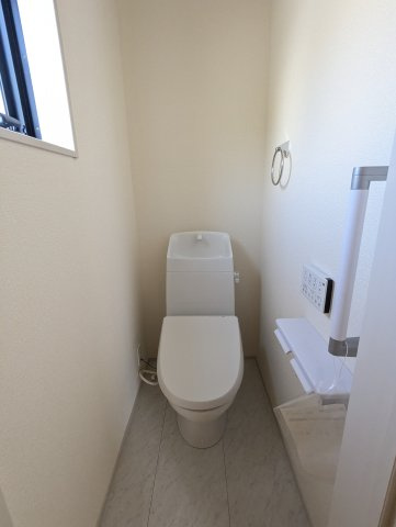 日立市滑川本町3期のトイレ|温水ウォシュレット付きトイレでゆっくりと快適なお一人時間を～
