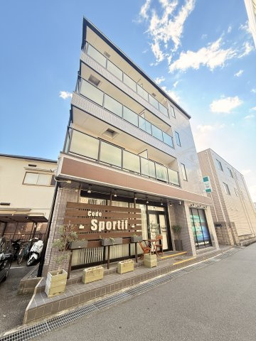 ウィステリア青木の外観
