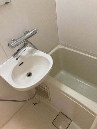 ウィステリア青木の浴室
