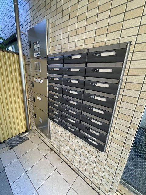 ルシェリア夙川の外観