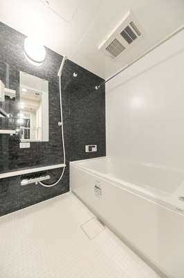 【浴室】 | プライムブリス新御徒町 | ※写真は同タイプ住戸です。