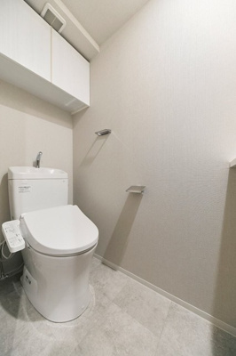 【トイレ】 | プライムブリス新御徒町 | ※写真は同タイプ住戸です。