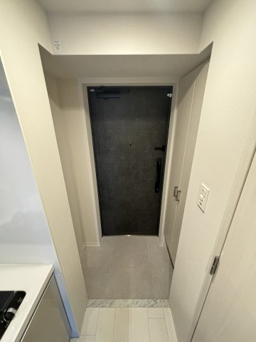 リヴェント難波ウエストの玄関