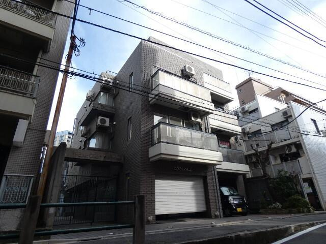 ベルセル南青山の外観