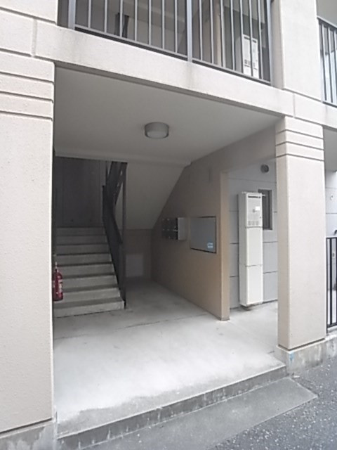 パルメゾン水木のエントランス