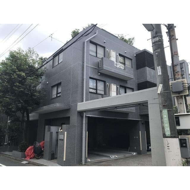 APARTMENT HOUSE T2の外観