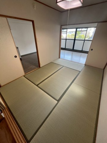 夙川喜一マンションの和室