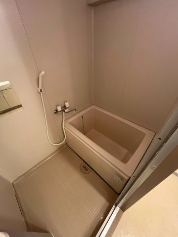 夙川喜一マンションの浴室