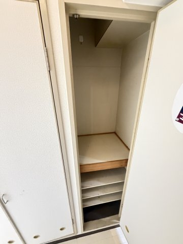 ネオアージュ神戸元町の収納