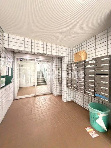 ハイシティ三軒茶屋第２のロビー|毎日通るロビーはこのようになっています