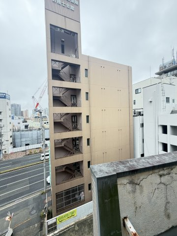 ニュー山手ビルの展望