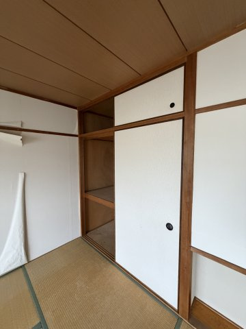 名谷19団地83号棟の和室