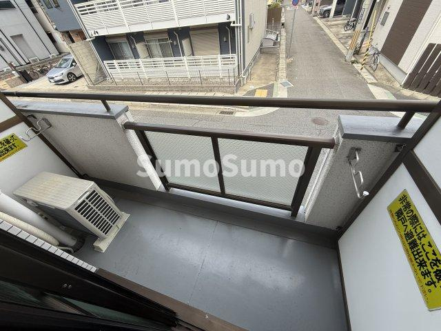 シャルマンフジ御影参番館のバルコニー