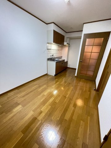 パークサイド小島の居間・リビング