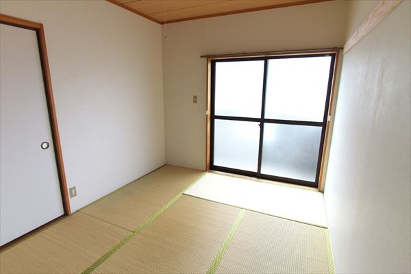 ハイツ西の寝室