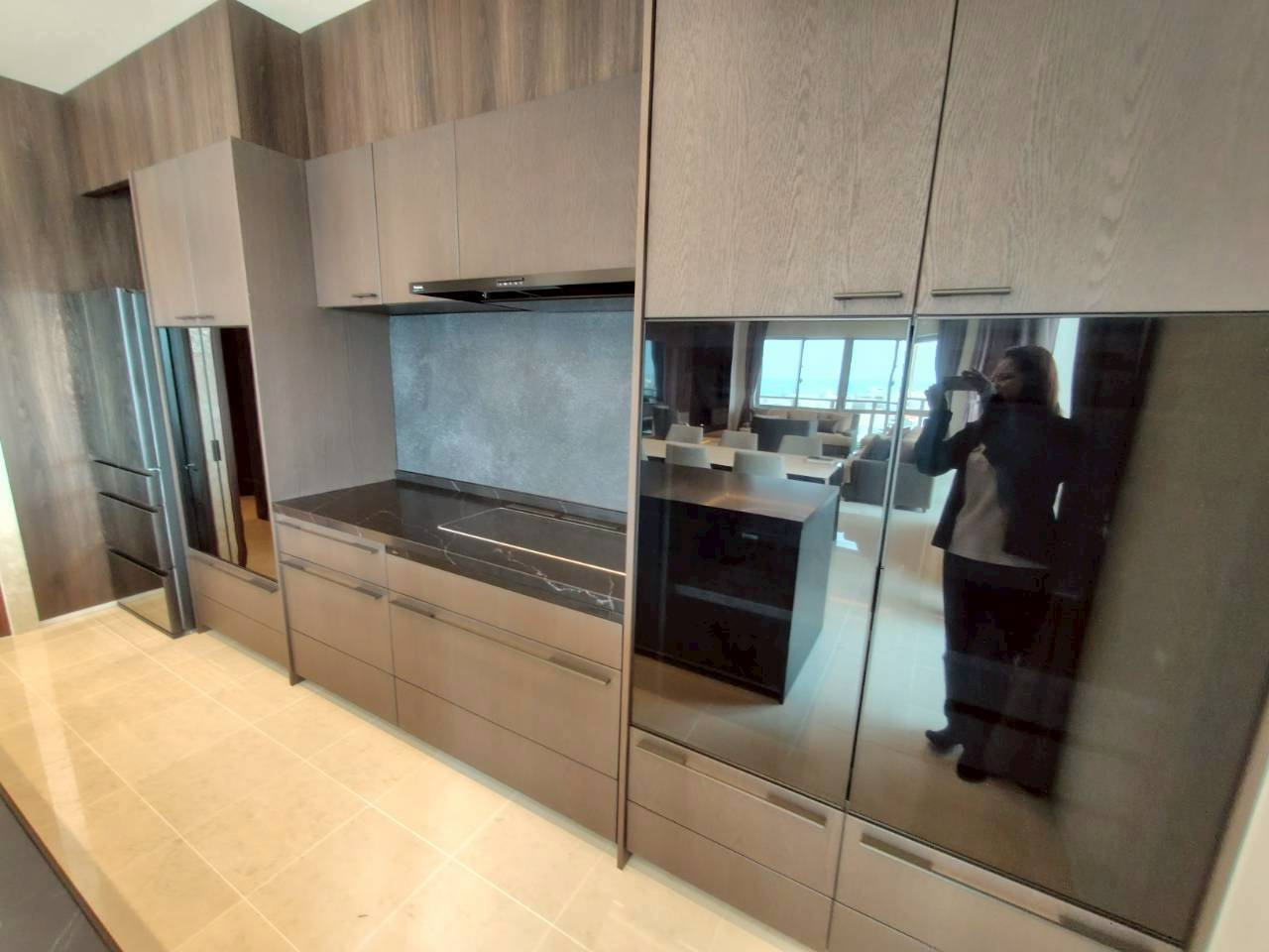 プレミスト牧港タワー国際通り最上階（25階）のその他共用部分