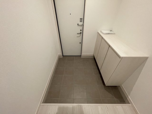GARDENIA芦屋の玄関|同物件別部屋写真
