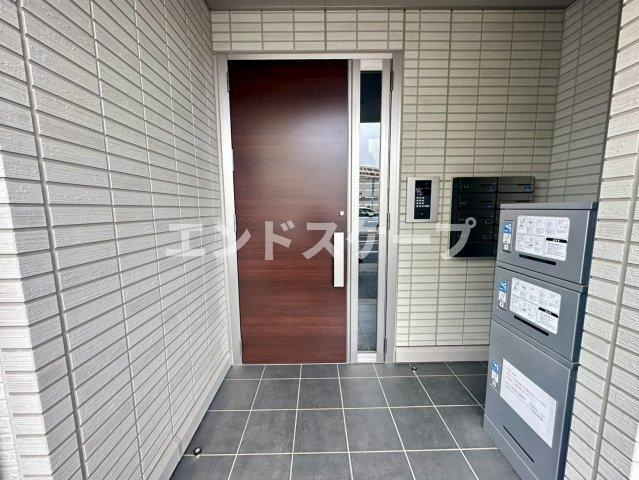 D-room本町のエントランス|高崎、前橋のお部屋探しはエンドスケープまで！お客様の理想お聞かせ下さい♪