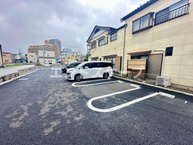 D-room本町の駐車場|高崎、前橋のお部屋探しはエンドスケープまで！お客様の理想お聞かせ下さい♪