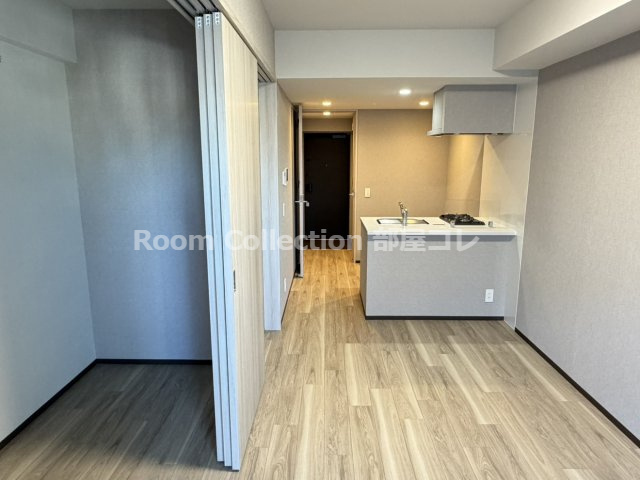 メイクスアート名駅WESTの居間・リビング|同シリーズイメージ写真
反転色違い
現況と異なる場合現況優先