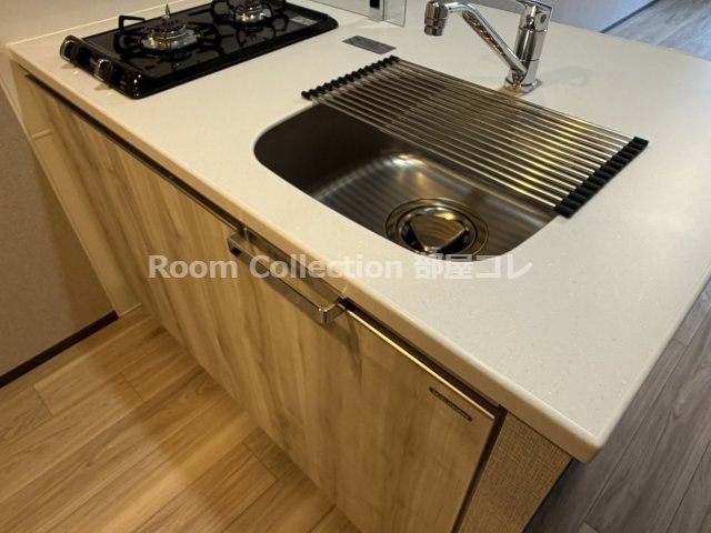 メイクスアート名駅WESTのキッチン|同シリーズイメージ写真
反転色違い
現況と異なる場合現況優先