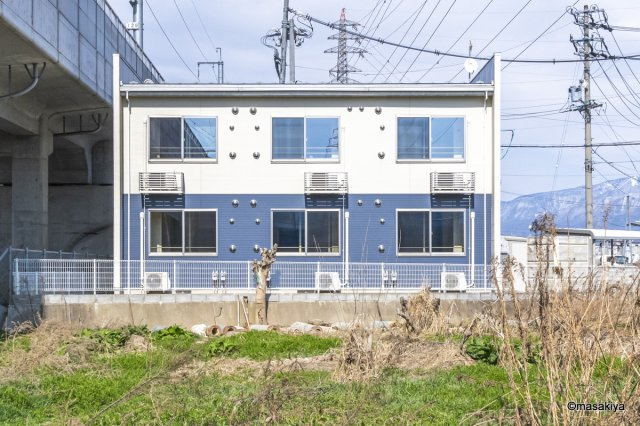 ブルースカイの外観