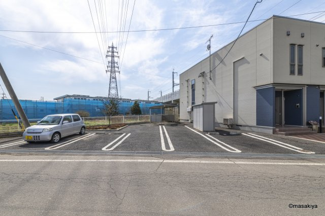 ブルースカイの駐車場|駐車場