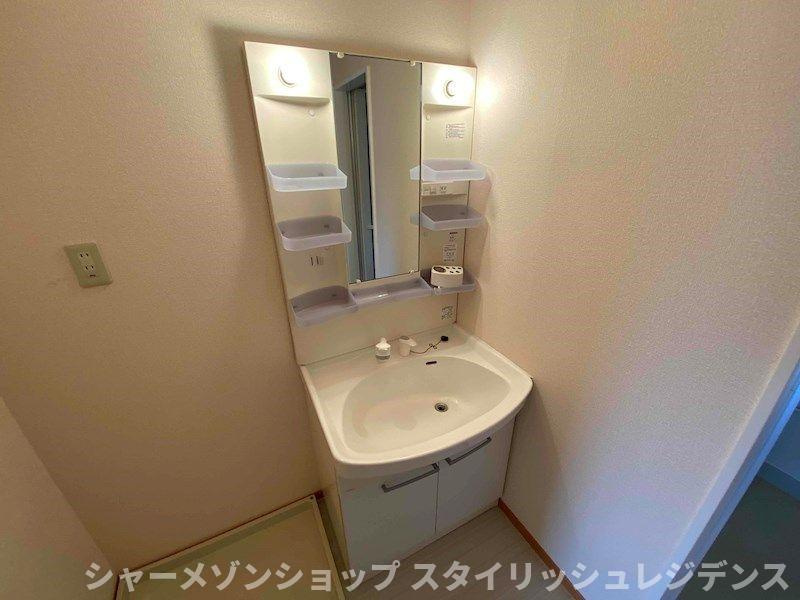 エターナル華の洗面所
