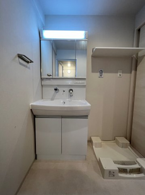 【洗面所】 | パークサイド本町 | 三面鏡シャワー付きシャンプードレッサー★