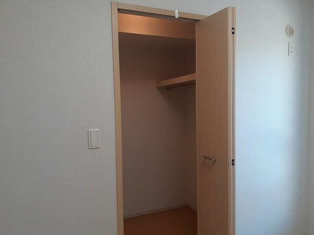 パ－クサイド幾久の収納