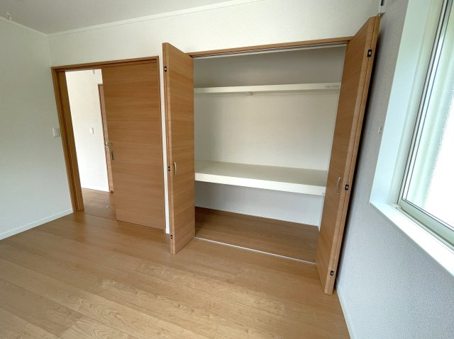 パークハイツE棟の収納